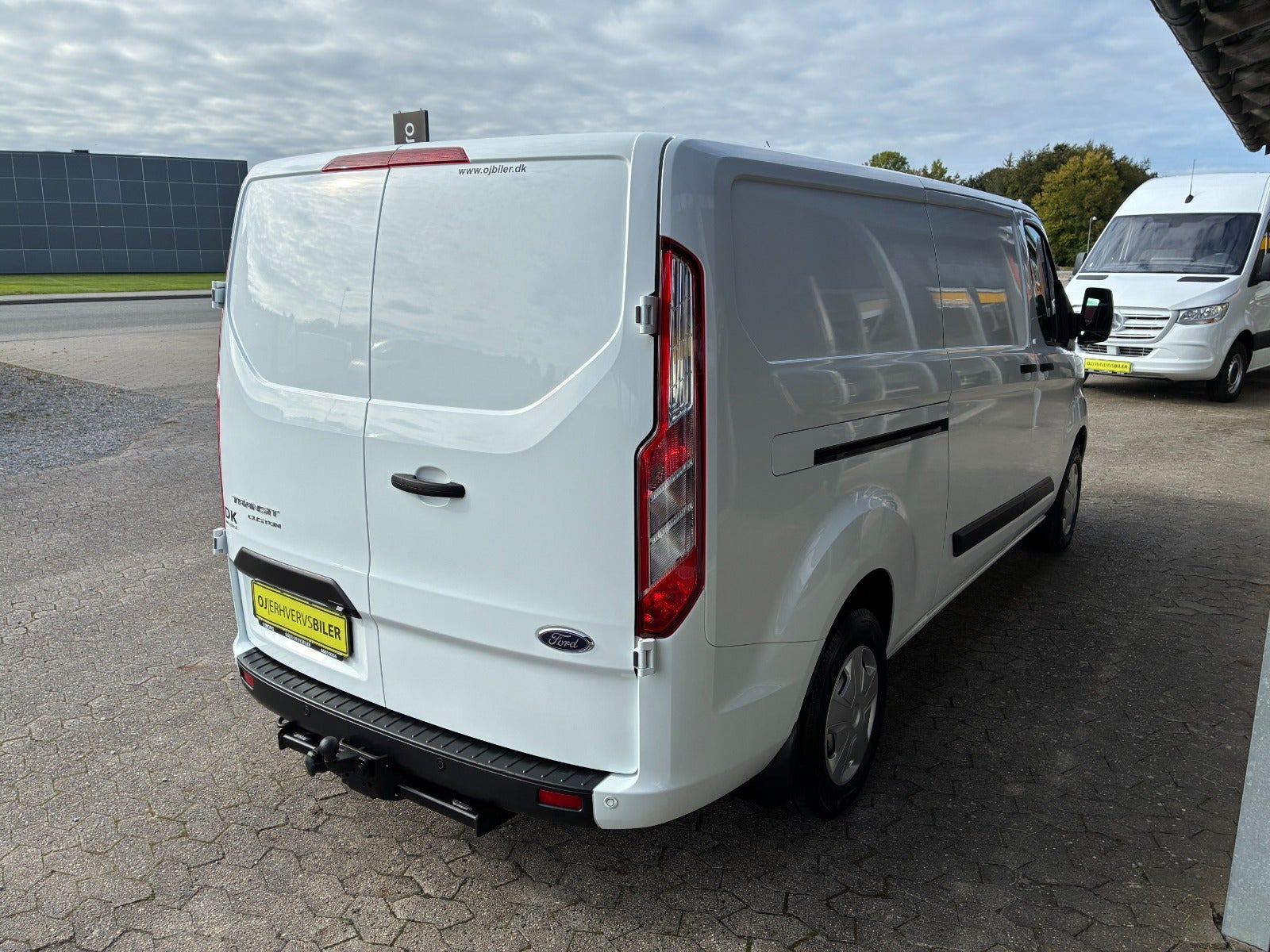 Hvid Ford Transit Custom 300 L2 fra 2021