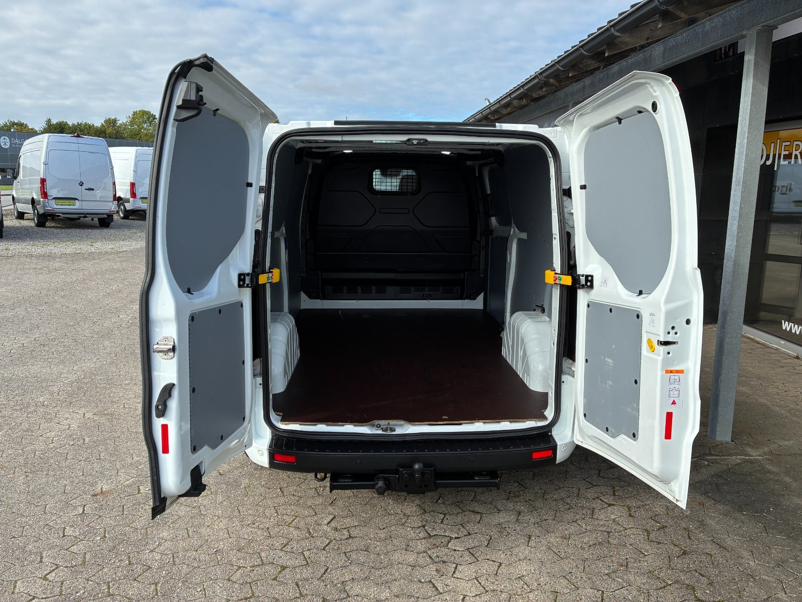 Hvid Ford Transit Custom 300 L2 fra 2021