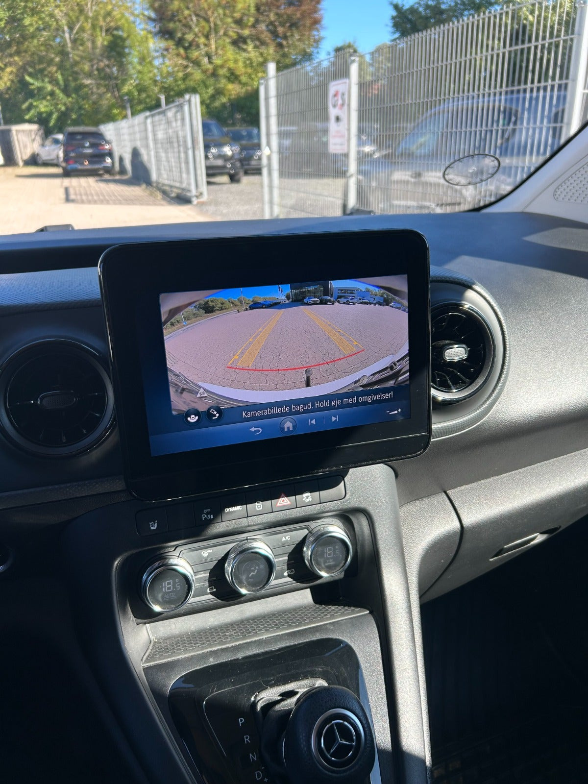 Hvid Mercedes eCitan fra 2025