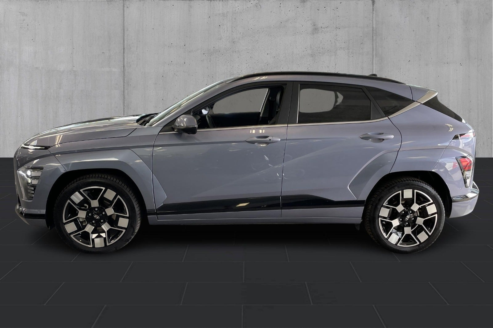 Blå Hyundai Kona fra 2024