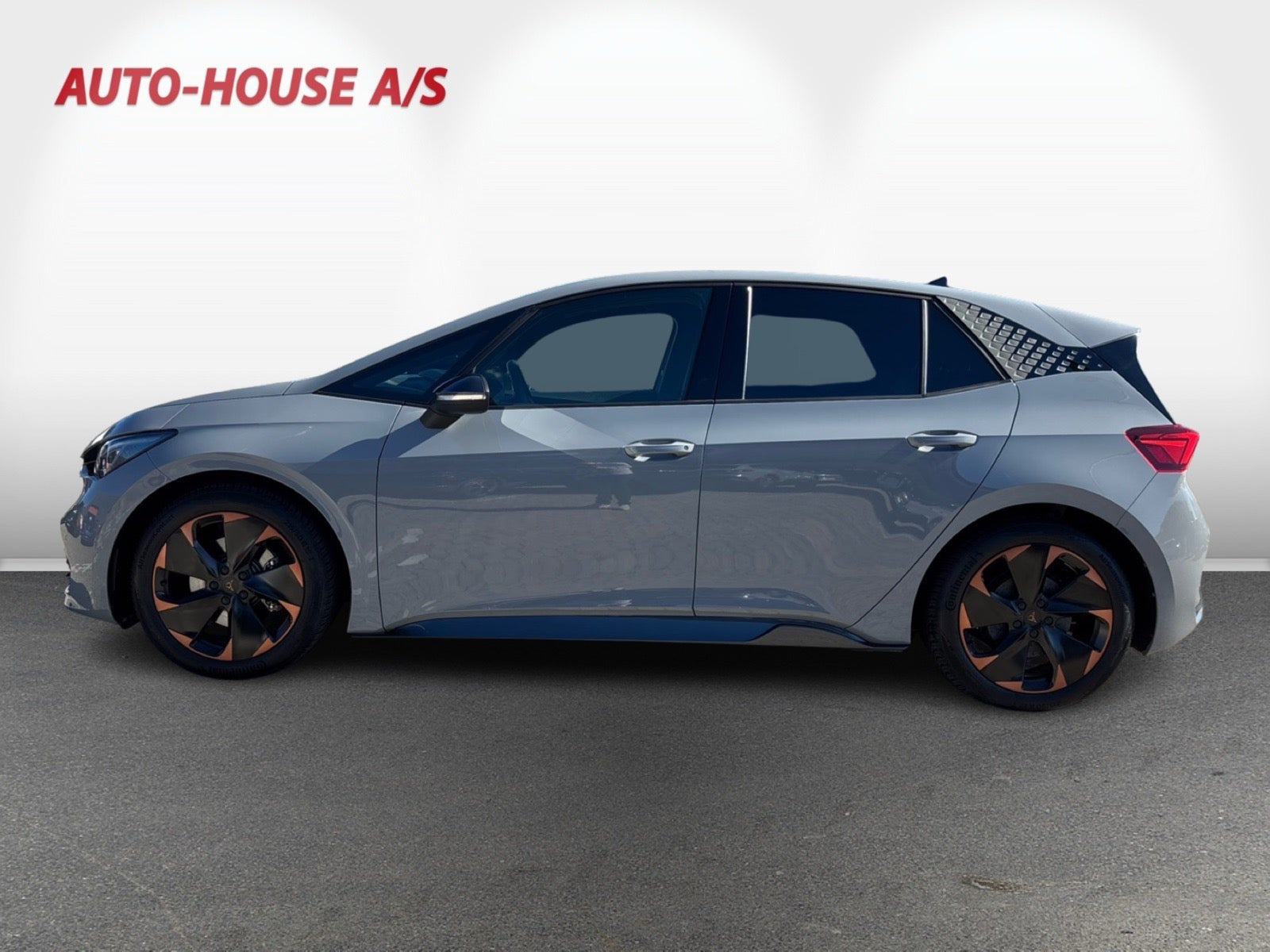 Grå Cupra Born fra 2024