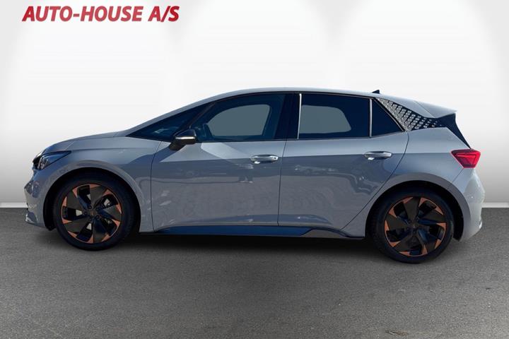 Grå Cupra Born fra 2024