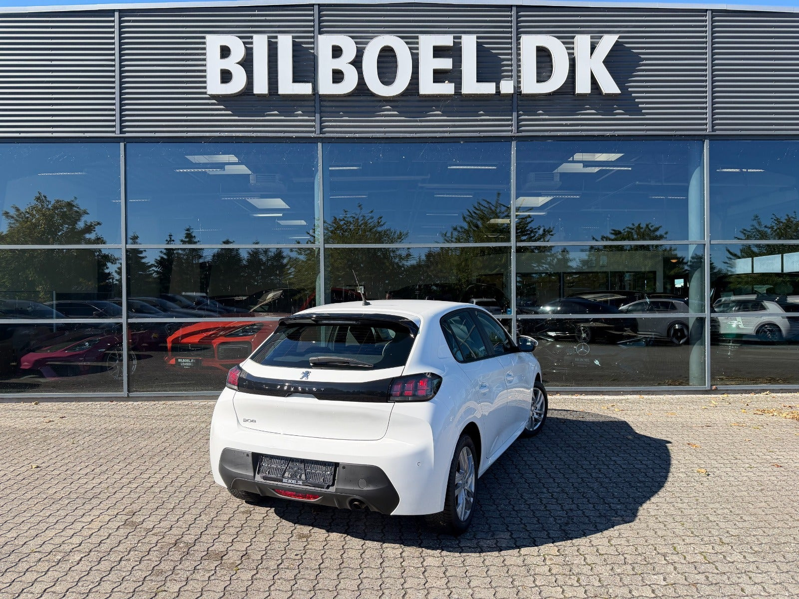 Hvid Peugeot 208 fra 2020
