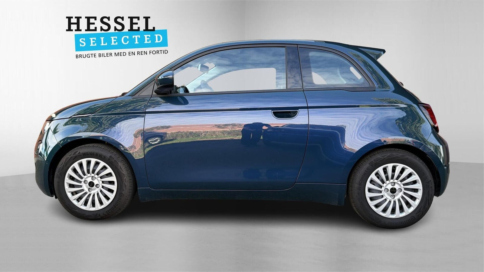 Blå Fiat 500e fra 2024
