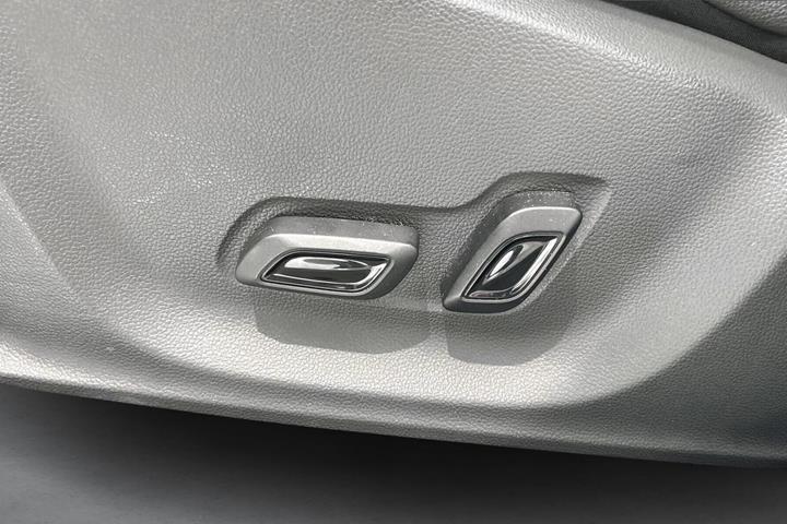 Hvid MG ZS EV fra 2021