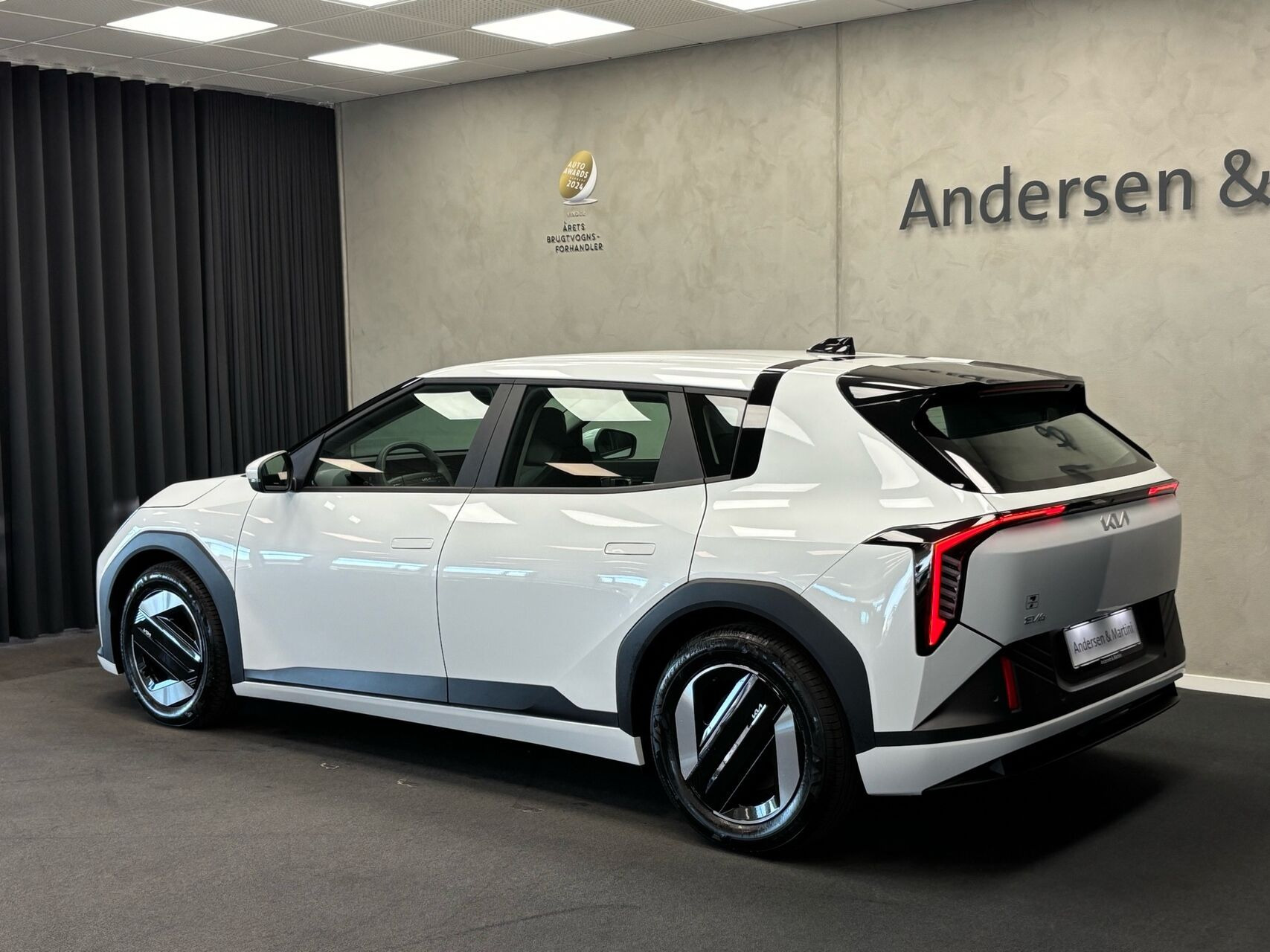 Hvid Kia EV4 fra 2026
