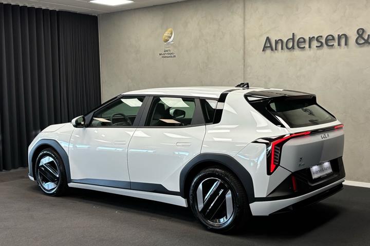 Hvid Kia EV4 fra 2026