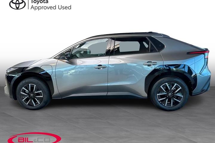 Grå Toyota BZ4X fra 2026