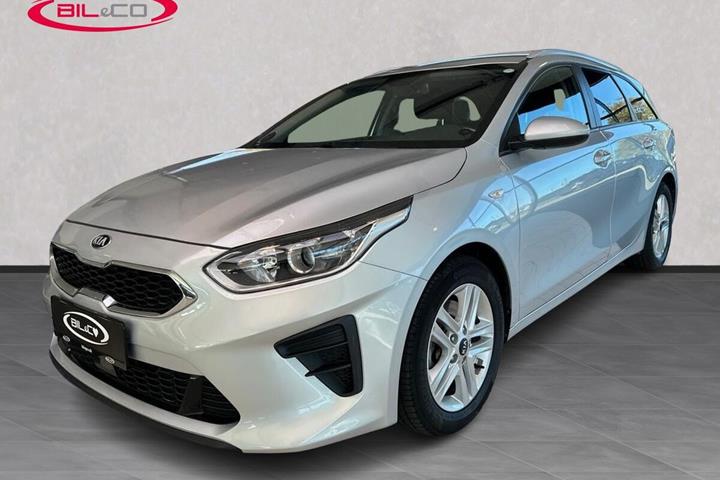 undefined Kia Ceed fra 2021 set udefra