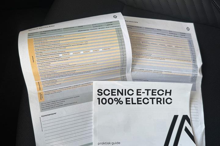Sort Renault Scénic fra 2024