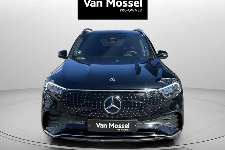 Sort Mercedes EQB250+ fra 2025