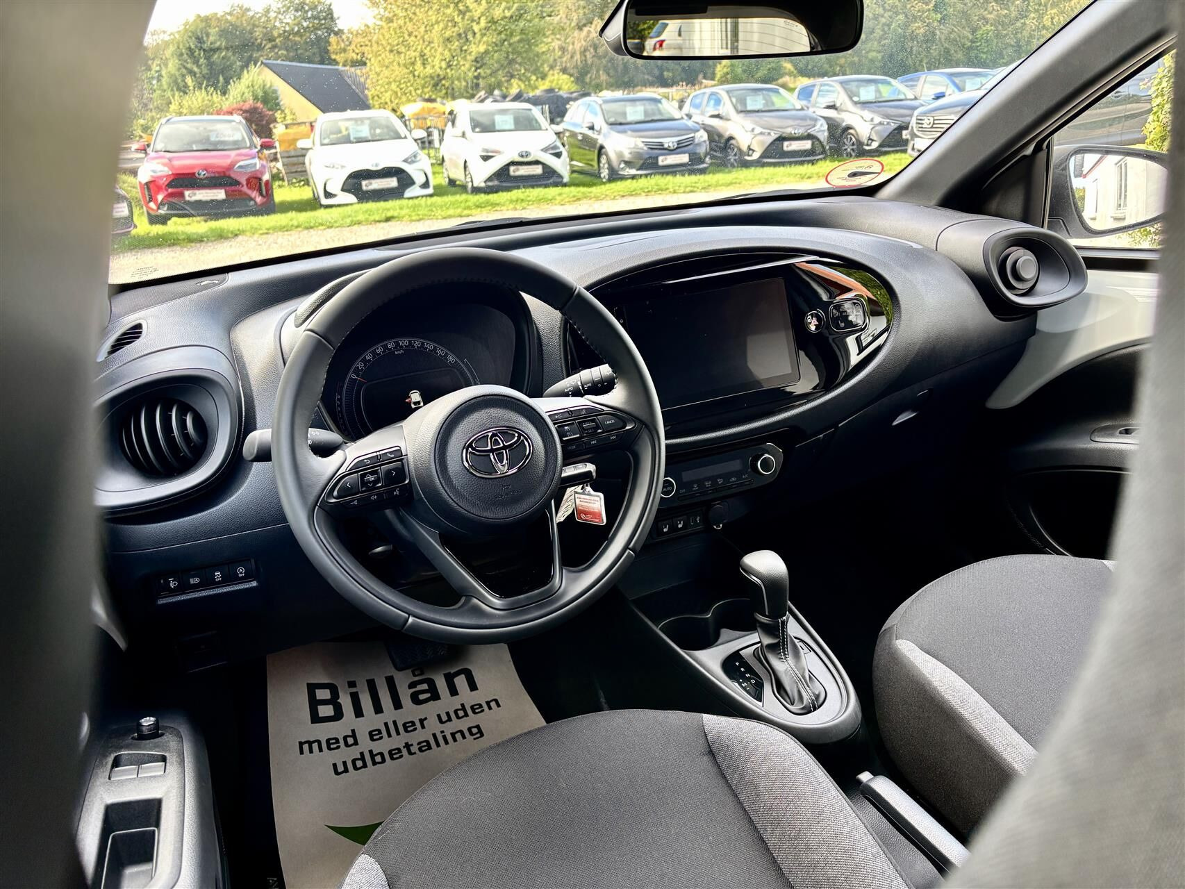 Hvid Toyota Aygo X fra 2025