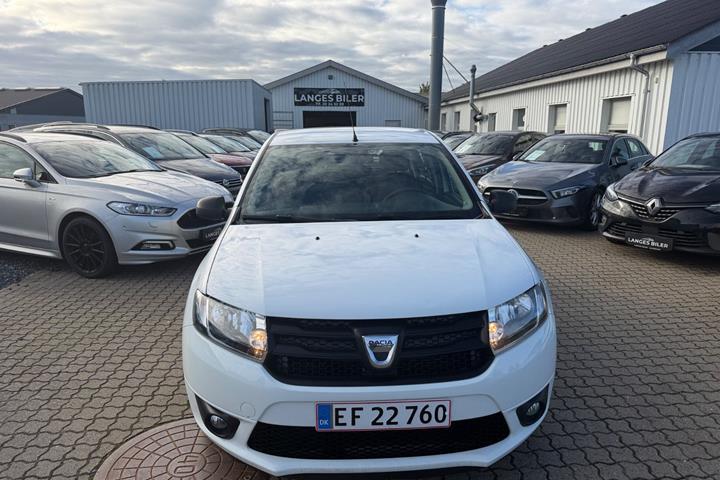 Hvid Dacia Sandero fra 2016
