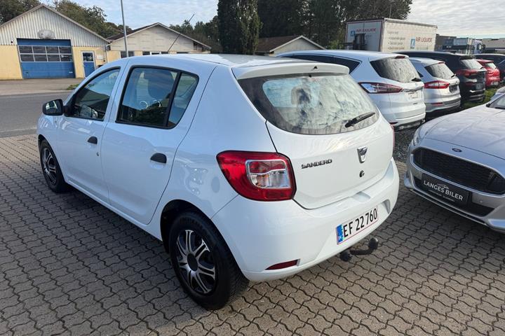 Hvid Dacia Sandero fra 2016