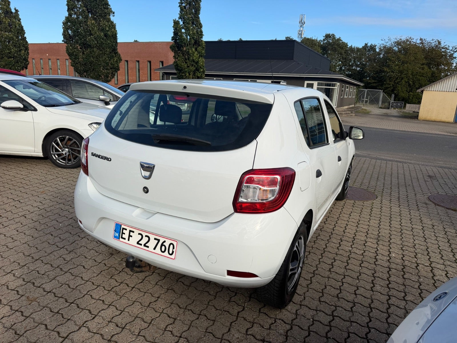 Hvid Dacia Sandero fra 2016