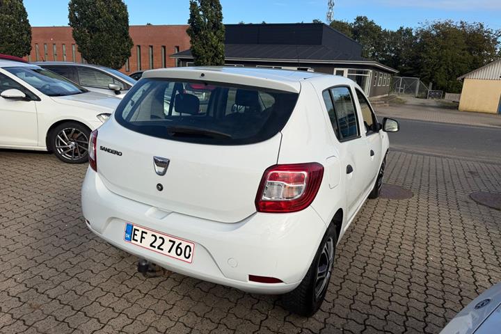 Hvid Dacia Sandero fra 2016