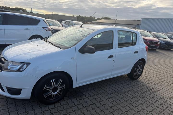 Hvid Dacia Sandero fra 2016