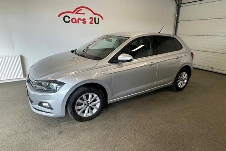 Grå VW Polo fra 2021