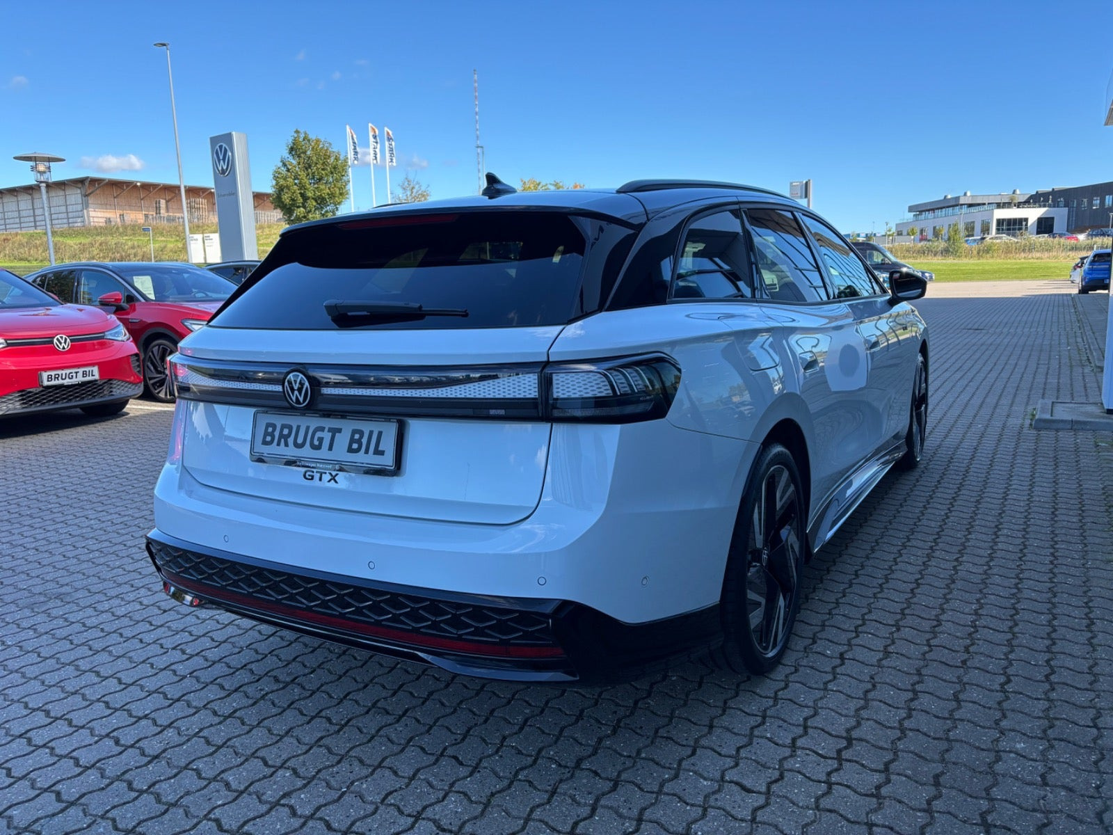 Hvid VW ID.7 fra 2025