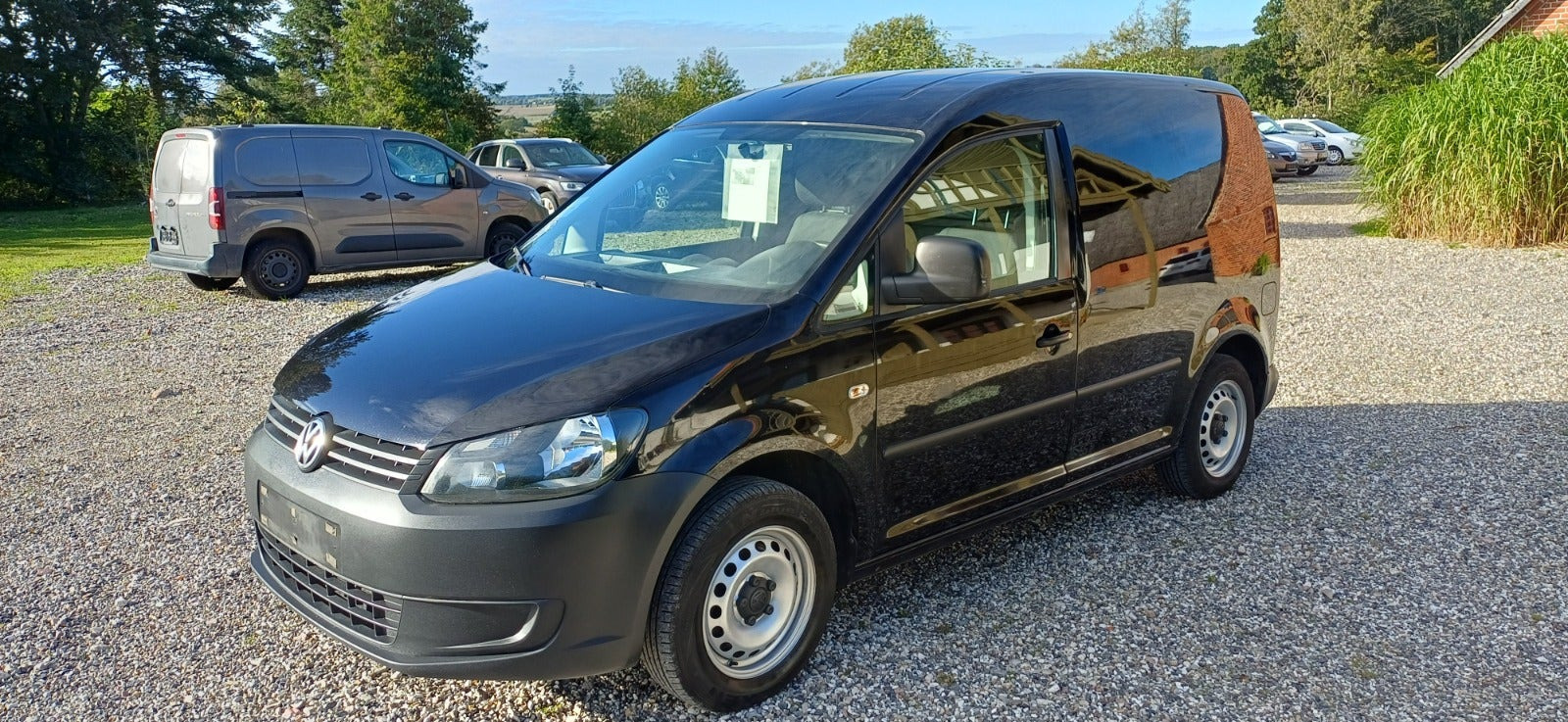 VW Caddy 1,6 TDi 102 Van