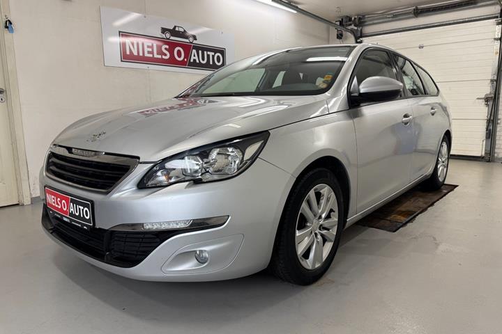 Sølv Peugeot 308 fra 2014