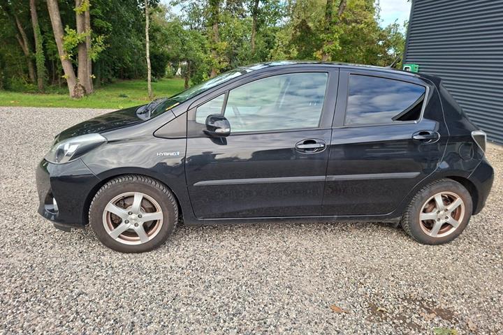undefined Toyota Yaris fra 2012