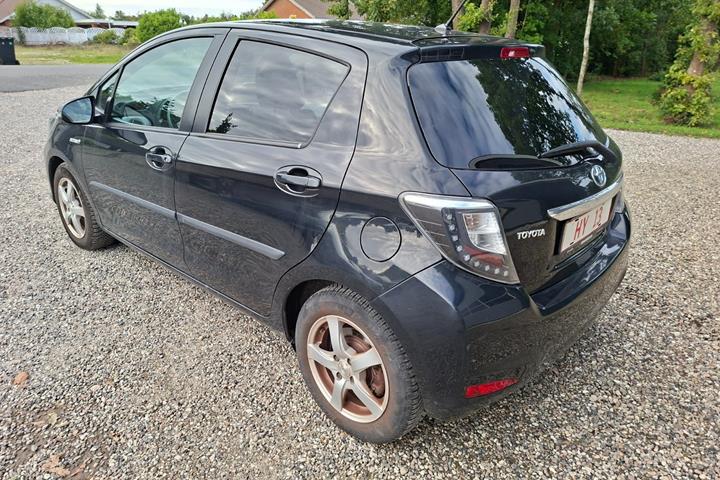 undefined Toyota Yaris fra 2012