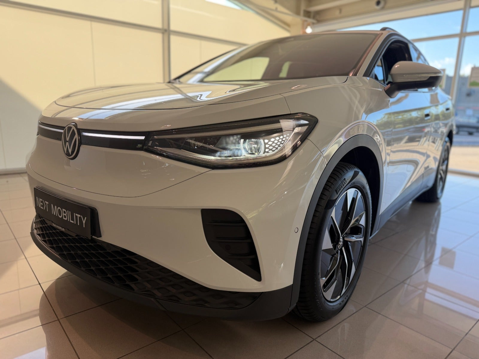 Hvid VW ID.4 fra 2025