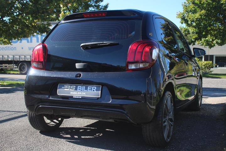 Sort Peugeot 108 fra 2018