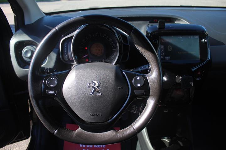 Sort Peugeot 108 fra 2018
