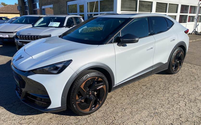 Cupra Tavascan 77 Adrenaline
