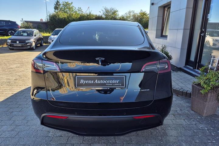 undefined Tesla Model Y fra 2022