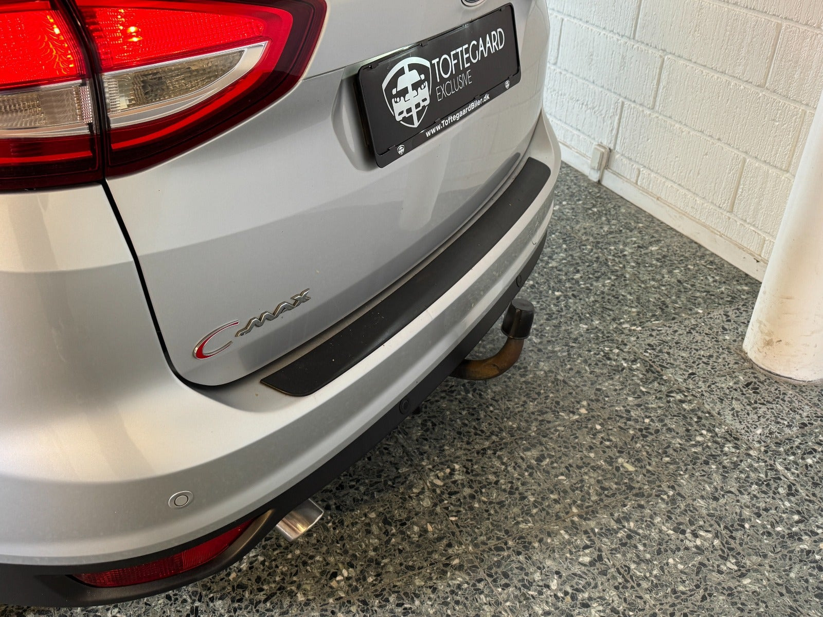Sølv Ford C-MAX fra 2017