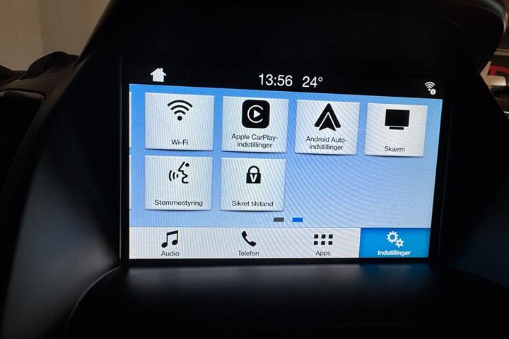 Sølv Ford C-MAX fra 2017