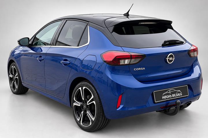 Blå Opel Corsa fra 2020