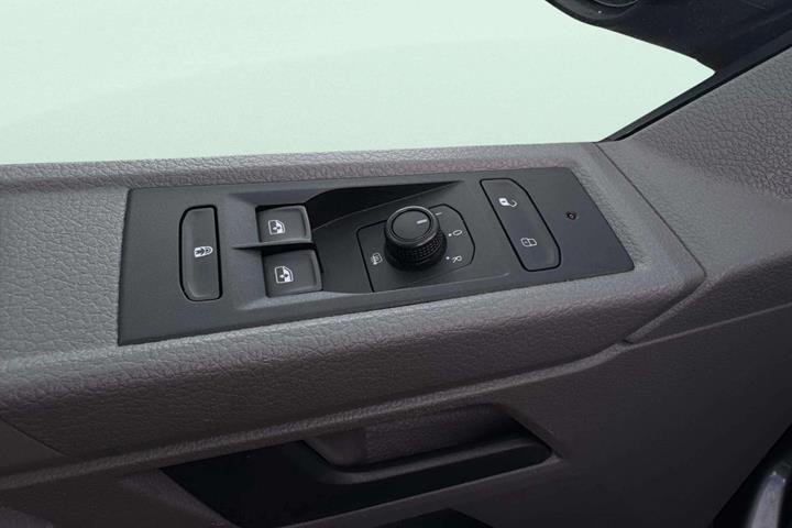 undefined VW Caravelle fra 2021