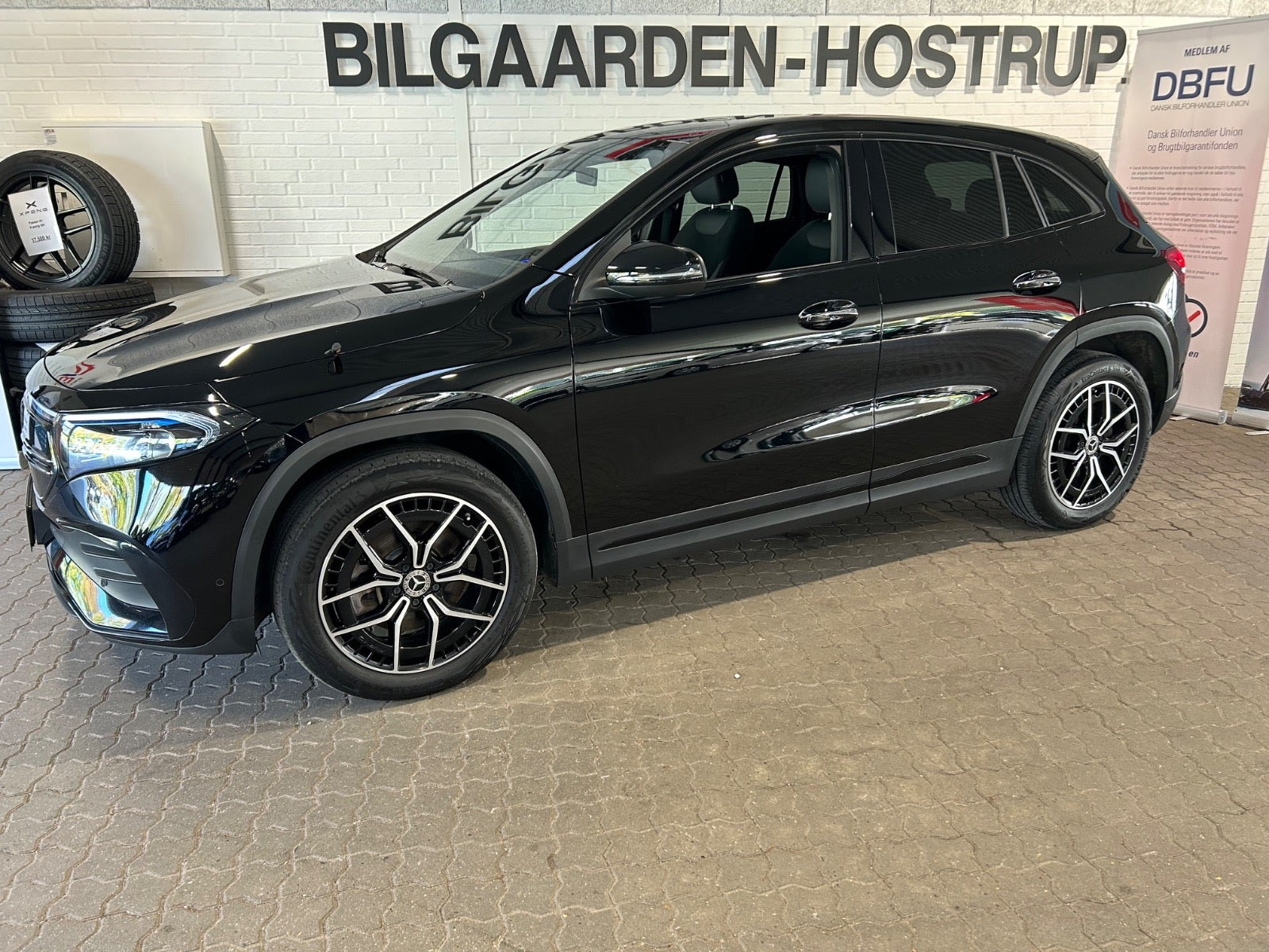 Sort Mercedes EQA250+ fra 2023