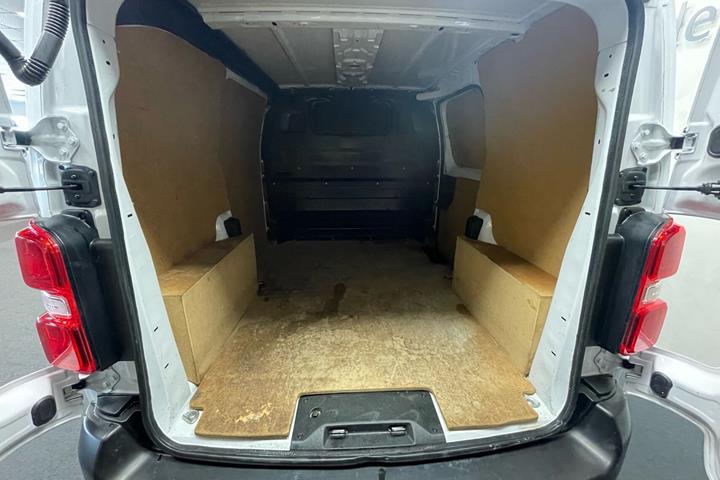 Hvid Fiat Scudo fra 2022