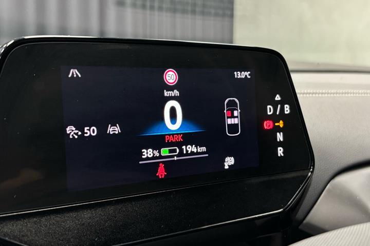 Blå VW ID.4 fra 2024