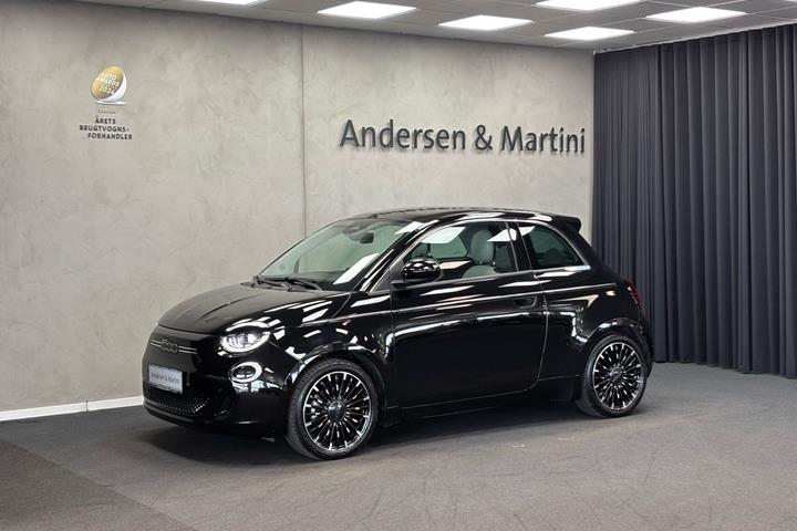 Sort Fiat 500e fra 2023