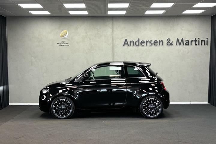 Sort Fiat 500e fra 2023