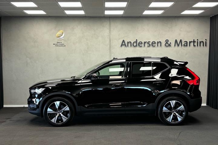 Sort Volvo XC40 fra 2021