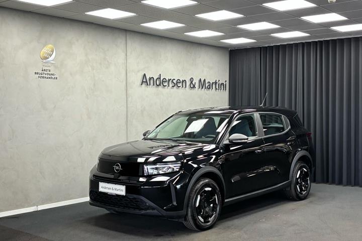 Sort Opel Frontera fra 2025