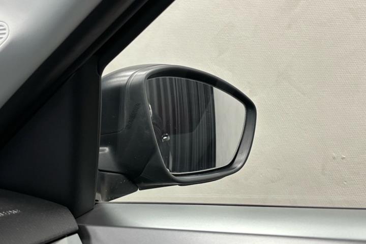 Sort Opel Frontera fra 2025