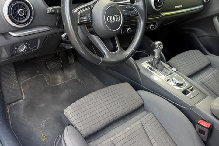 undefined Audi A3 fra 2020