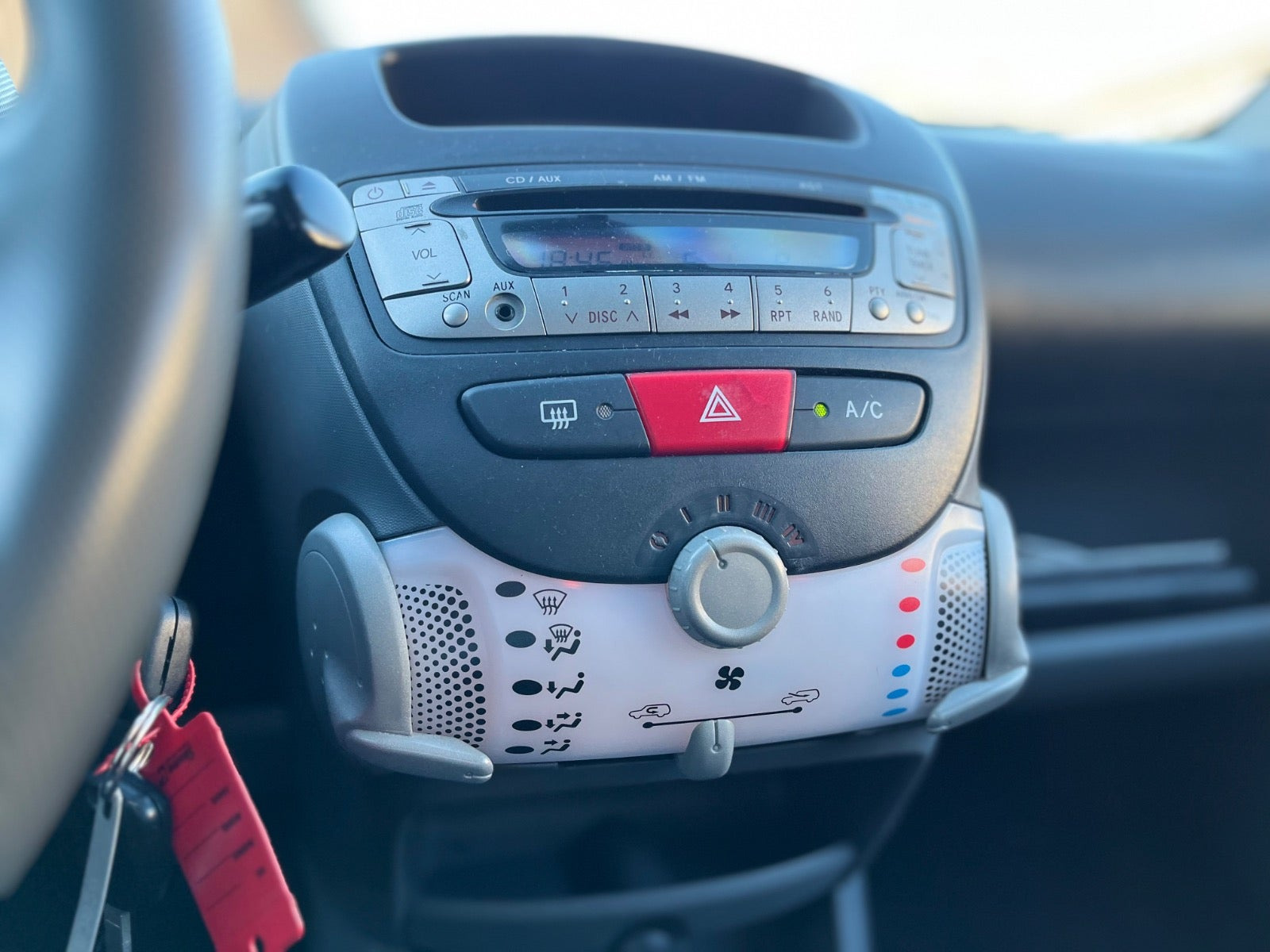 Sort Toyota Aygo fra 2011