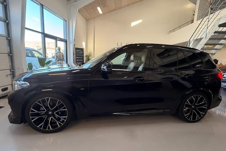 undefined BMW X5 fra 2021