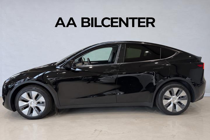 undefined Tesla Model Y fra 2023