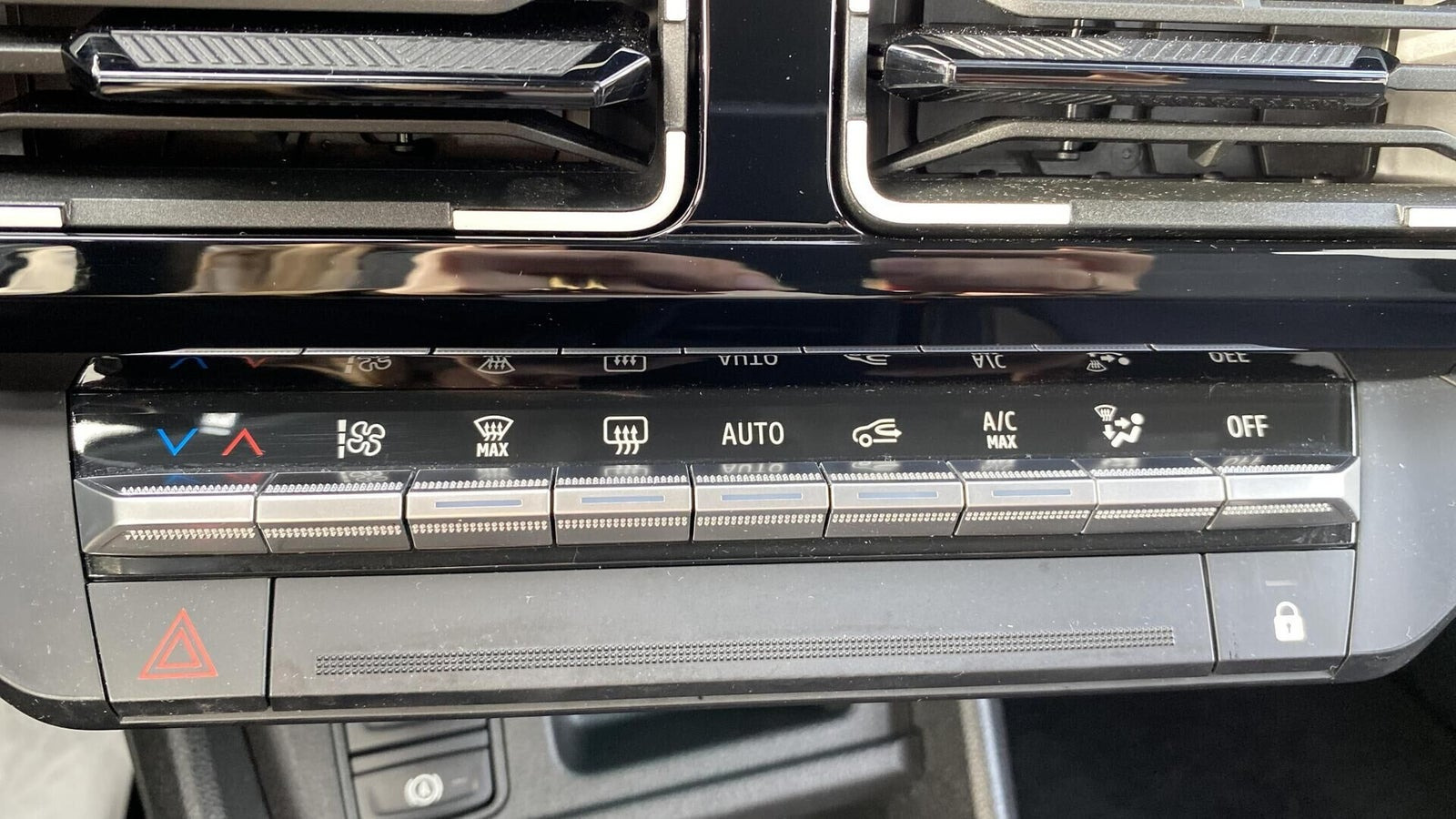 Hvid Renault 5 E-Tech fra 2025