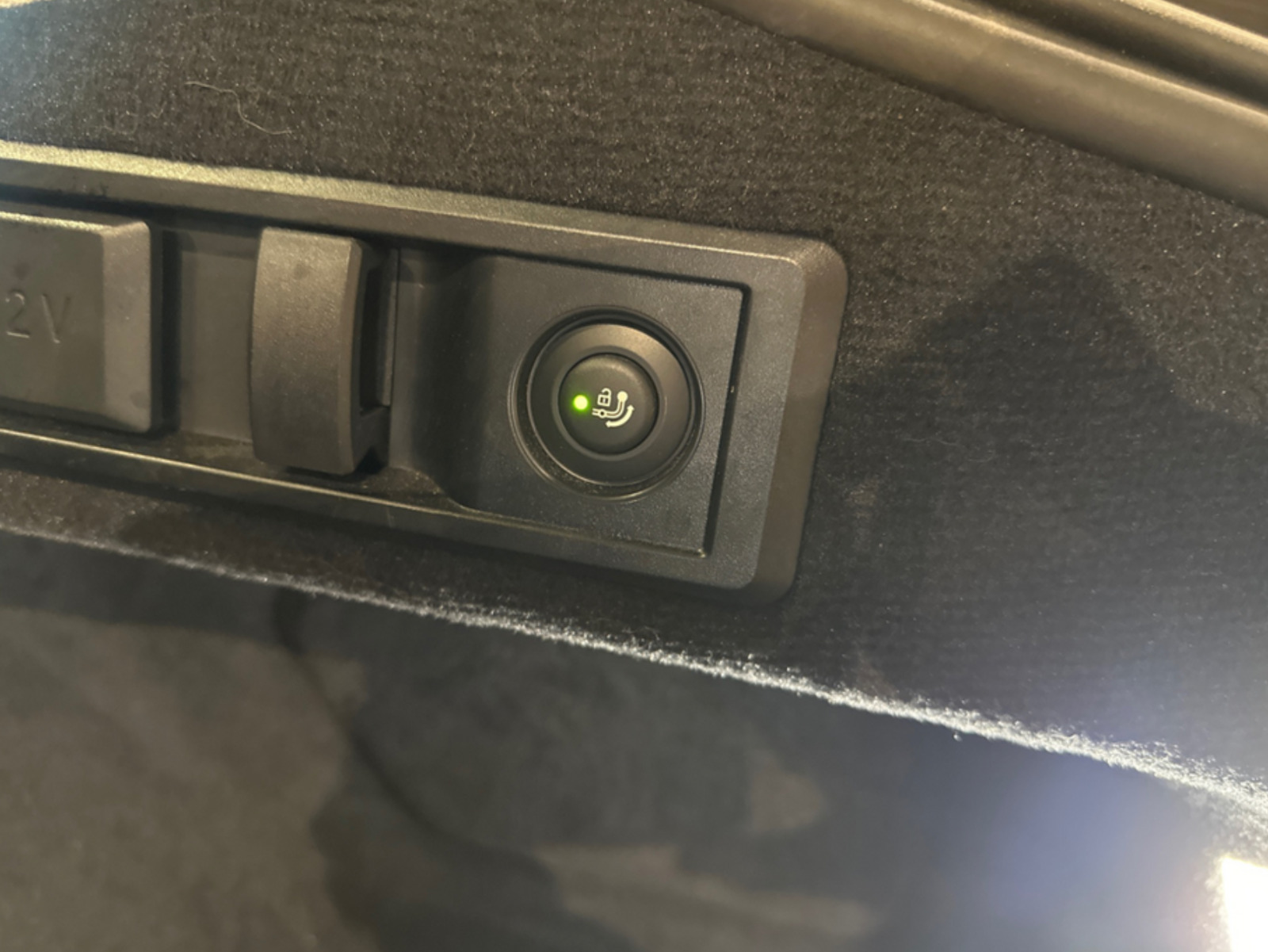 Hvid BMW i4 fra 2024